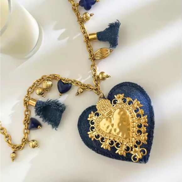 New!Anthropologie jeans color lux stainless Gold Blue Heart Pendant Necklace NWT - Picture 3 of 12